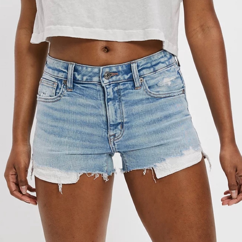 American eagleWomen's High-Waisted Denim Short Short distressed EUC